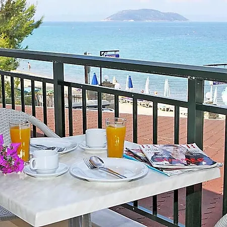 Miramare Hotel Neos Marmaras